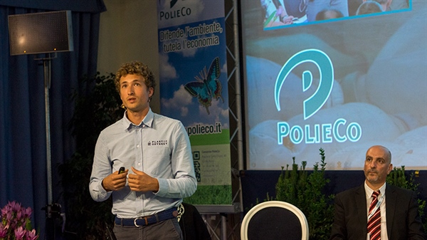 Battello alimentato con plastiche raccolte in mare e trasformate in carburante  Al Forum PolieCo l’ideatore di “Plastic Odissey”